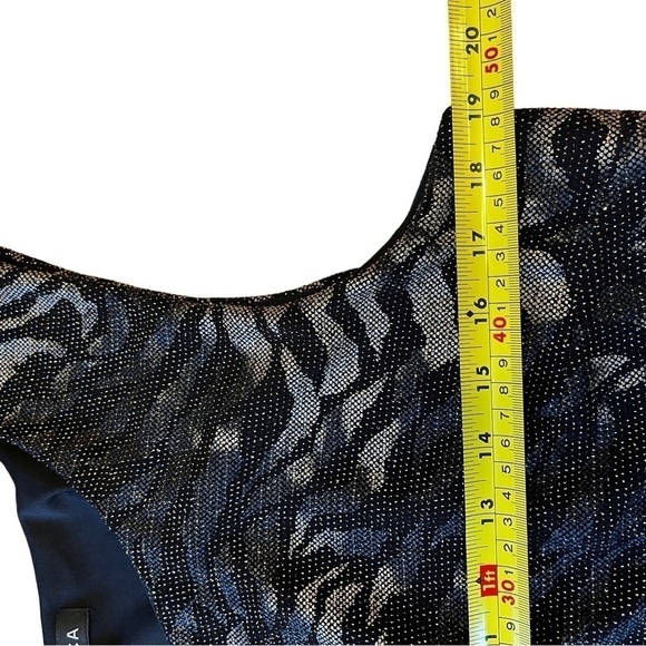 𝅺JESSICA Sleeveless Metallic Dress EUC - Picture 5 of 11